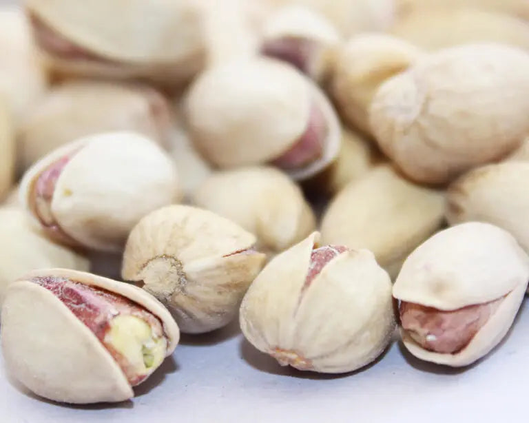 FRESH PISTACHIOS (WITH SHELL)